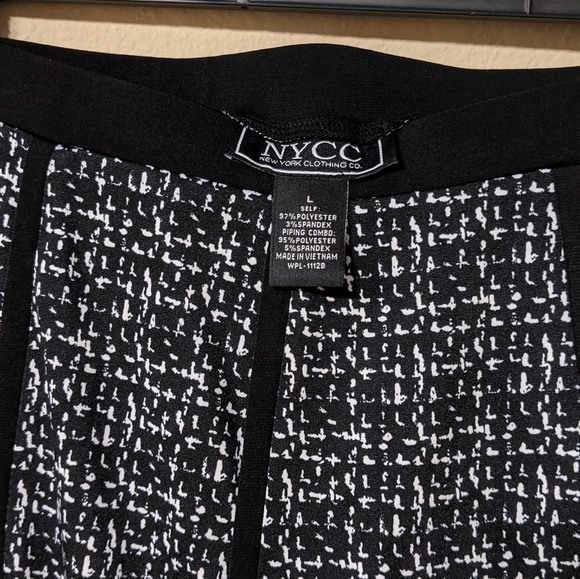 New York Clothing Co NTCC Flowy Skirt Size L - Picture 2 of 2